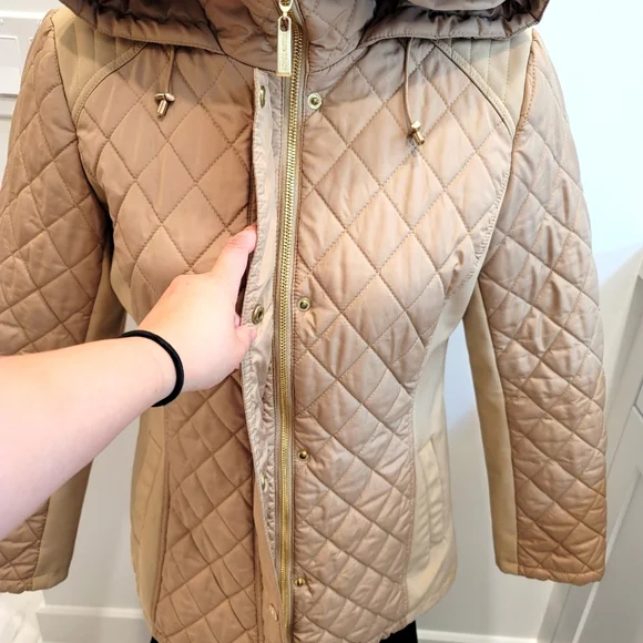 Ellen Tracy Quilted Hooded Jacket - Picture 6 of 13